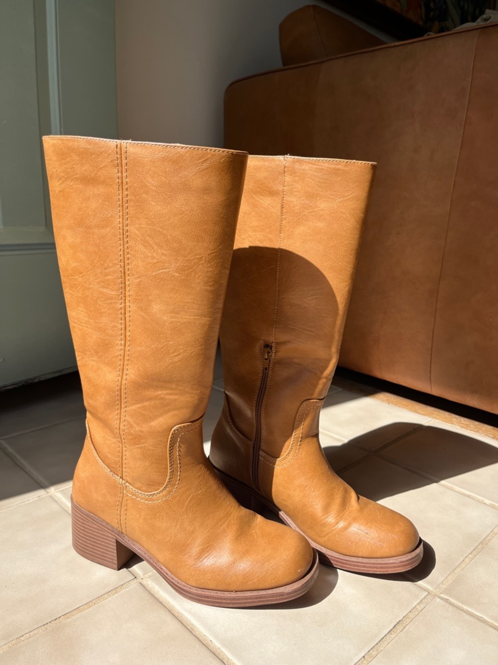 Haute Hippie Classic Tall Women's Camel Leather Heeled Boots Frye Look Alike - Picture 9 of 15